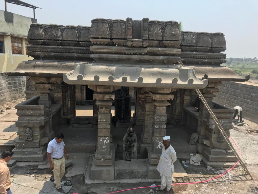  Harihareshwar Temple 